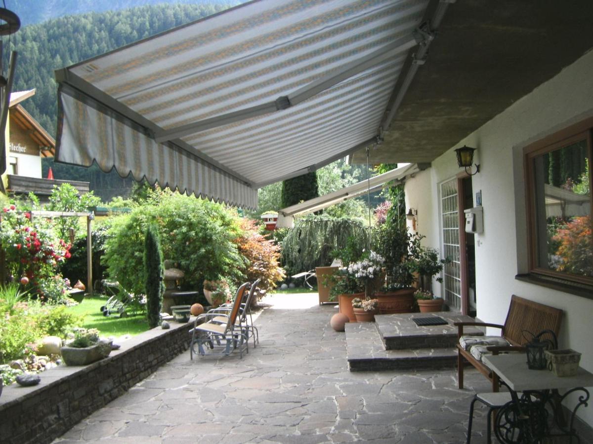 Pension Garni Gerhard Oetz Esterno foto